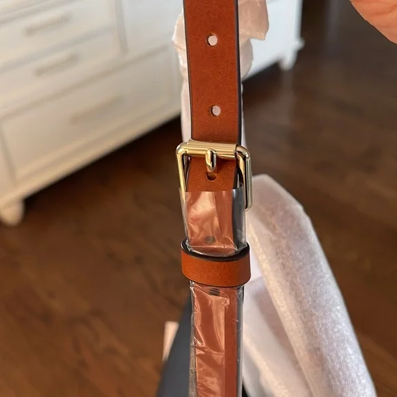 NWT Dooney & Bourke black leather purse - Picture 16 of 16